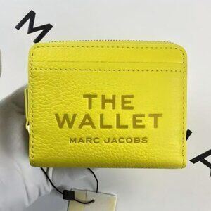 Marc Jacobs Womens The Leather Mini Compact Wallet 2R3SMP044S10